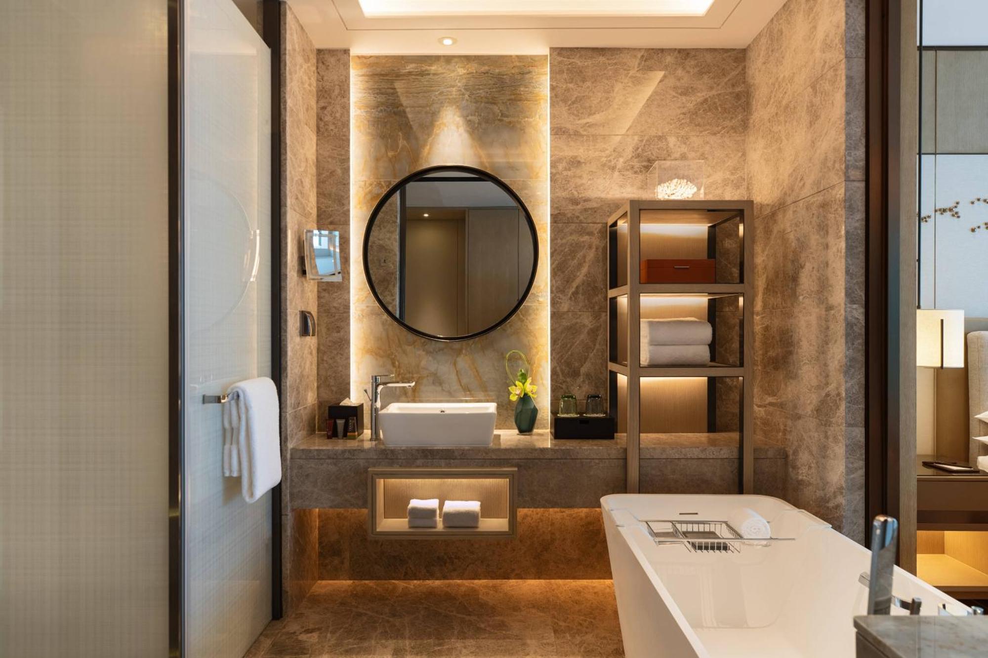 Yantai Marriott Hotel Экстерьер фото